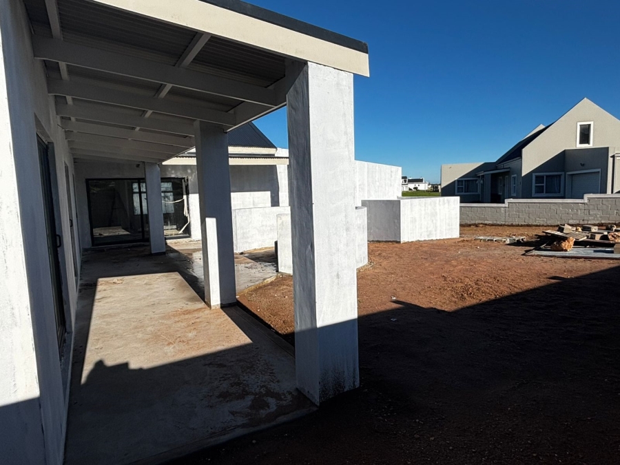 3 Bedroom Property for Sale in Hoogland Western Cape